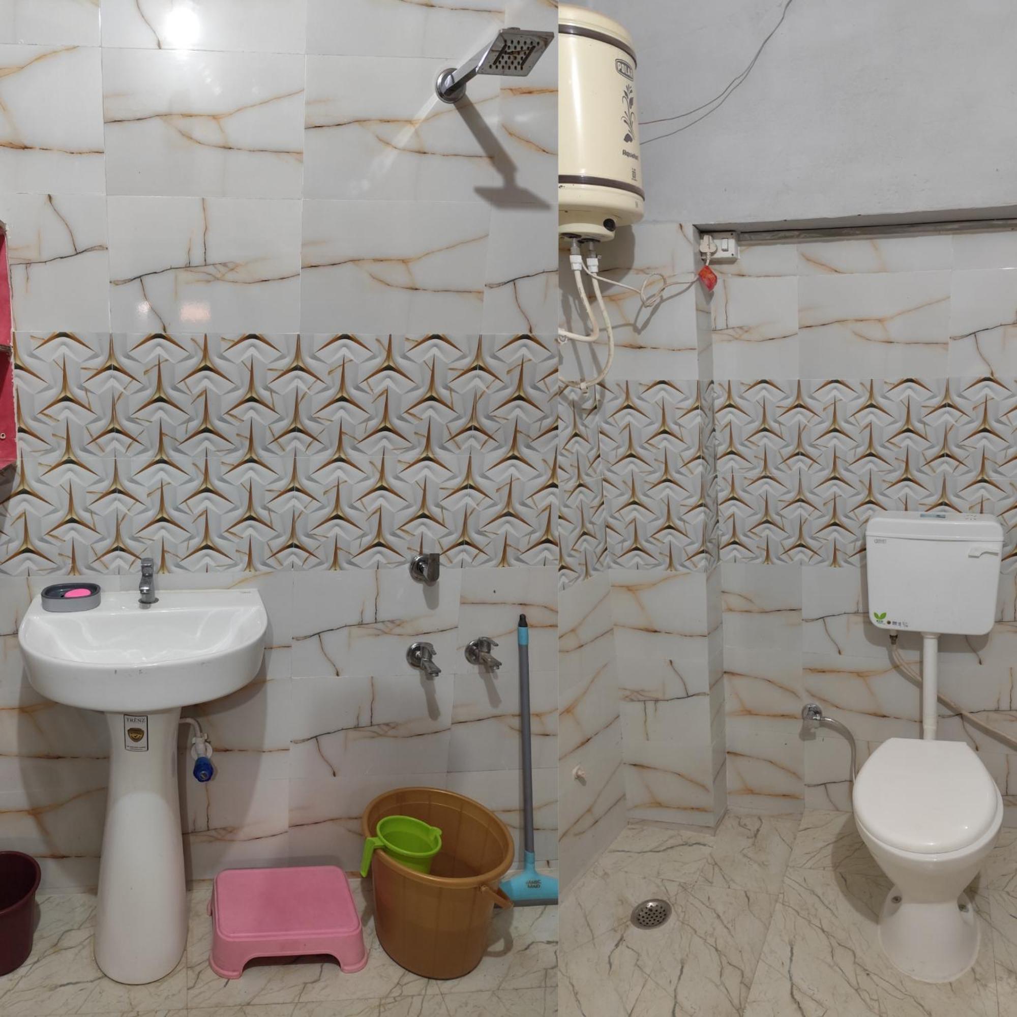 Homestay Comfort Villa Rāmpur Екстериор снимка